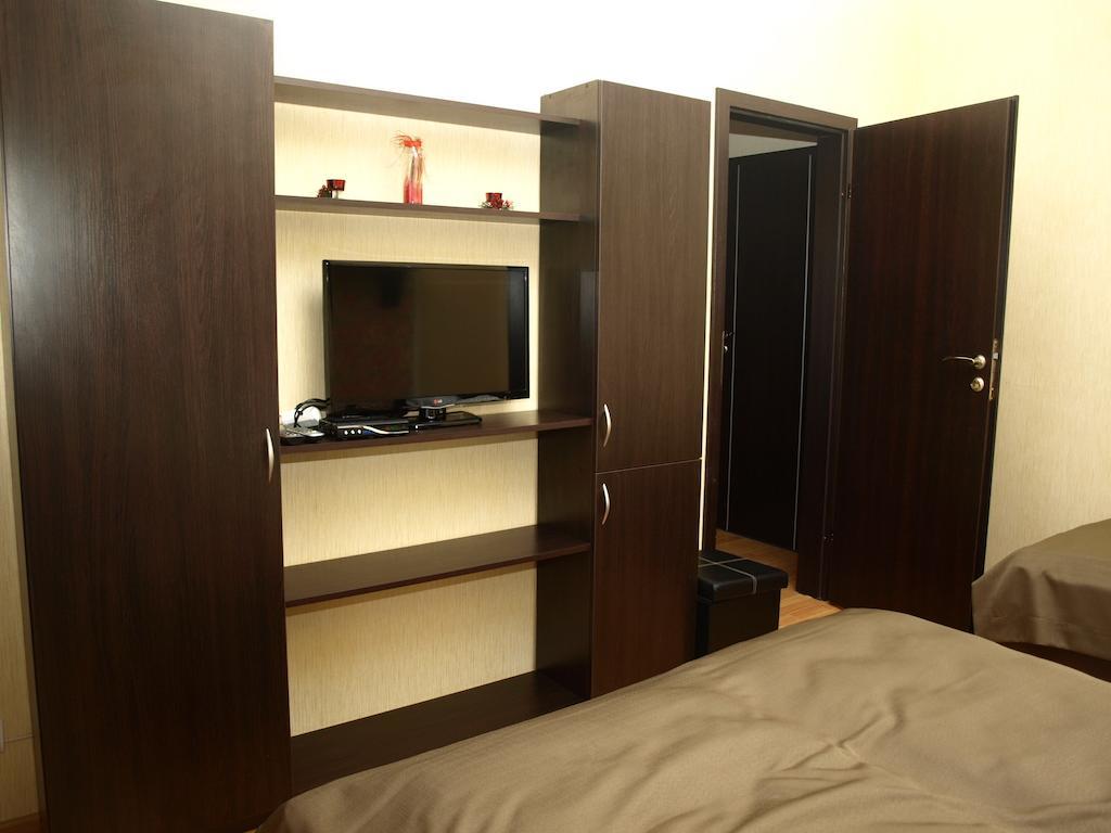 Leon Hotel Lviv Room photo
